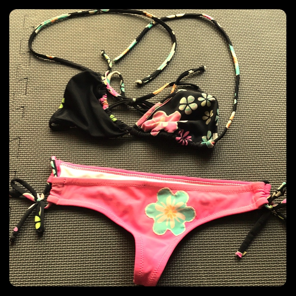 Swim suit
